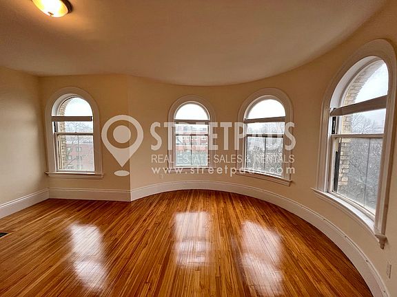 5th image of 2 Ware St APT 202