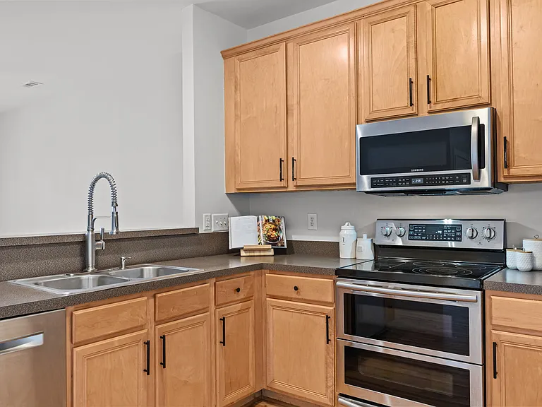 120 Licorice Dr — Photo 32