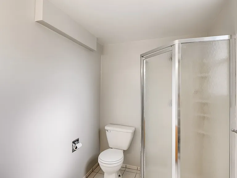 1127 S Hanover St — Photo 15