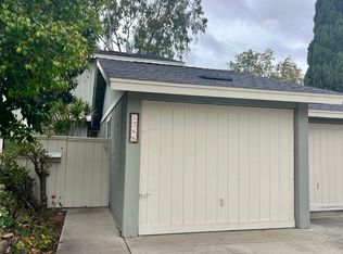 1766 Red Barn Rd, Encinitas, CA 92024
