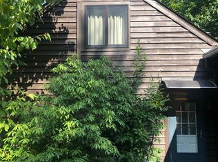 8376 Meadows Rd, Warrenton, VA 20186