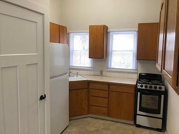 5th image of 2917 W Northwest Blvd