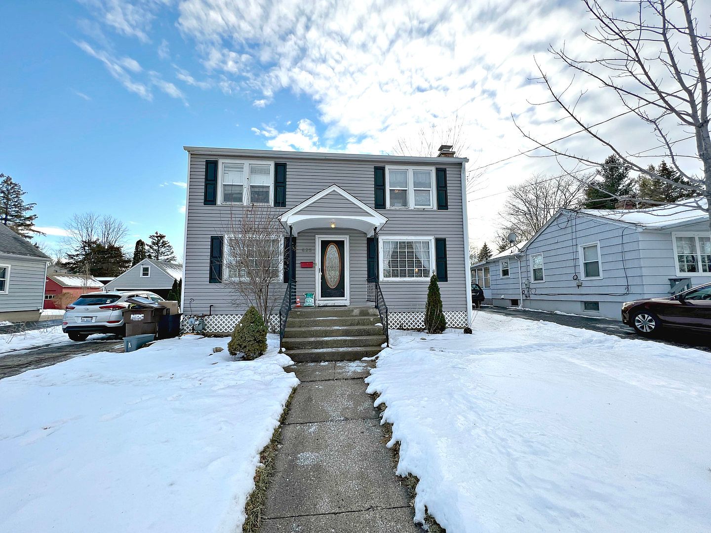 625 Pleasant St, Woodstock, IL 60098 Zillow