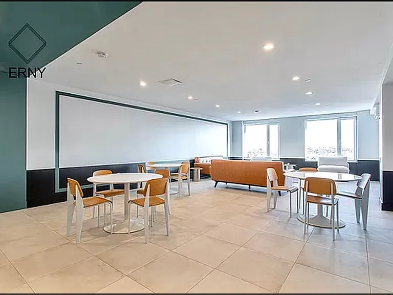 1351 Brooklyn Ave #5H — Photo 12