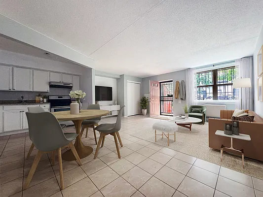 Rented by Bohemia Realty Group | media 2