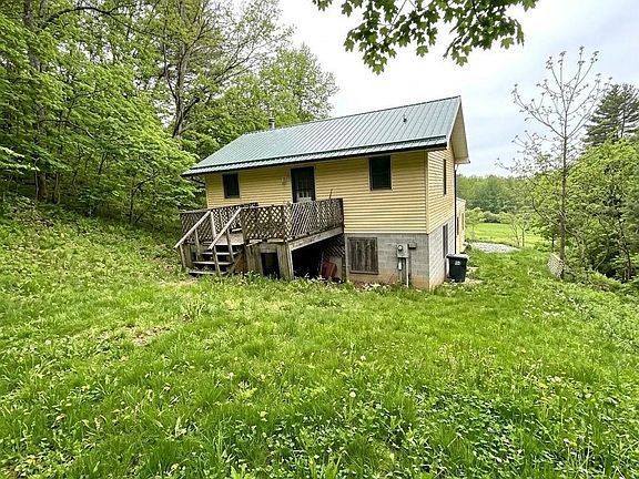 2nd image of 3259 Julia Rd