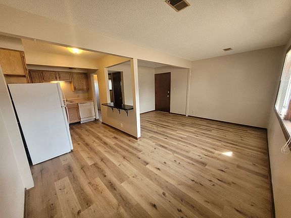 2nd image of 815 Boulder Ave APT 7