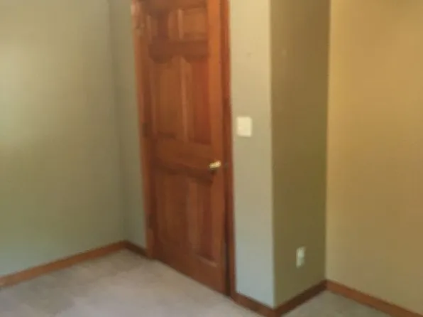 715 E Vine St, Springfield, IL 62703