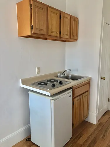 1061 Beacon St Photo 1
