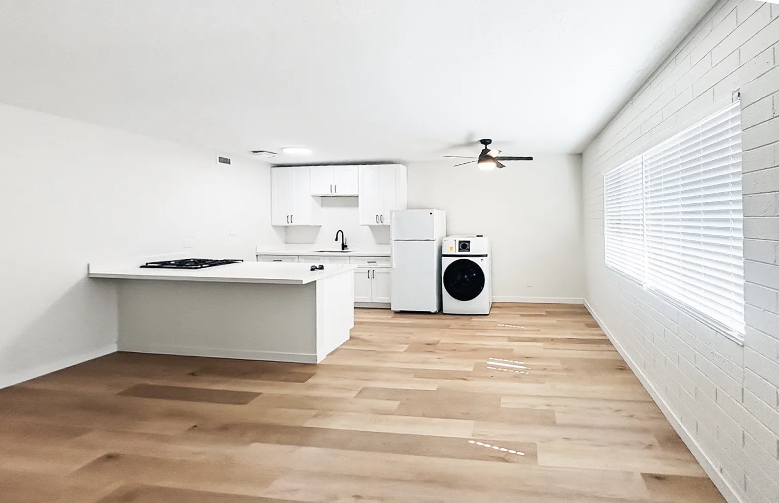 1 bed, 700 sqft, $999 — Photo 1