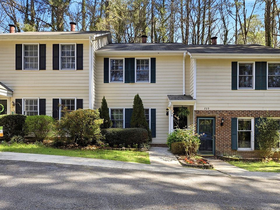 1st image of 725 Charleston Rd