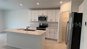 1629 Tropical Oasis Ave — Photo 18