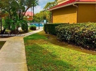 18320 NW 68th Ave APT A, Hialeah, FL 33015