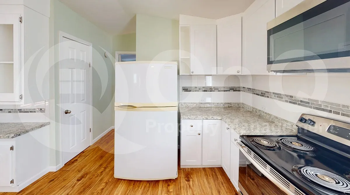 3 bed, 2.0 bath, 1216 sqft, $1,399 — Photo 4