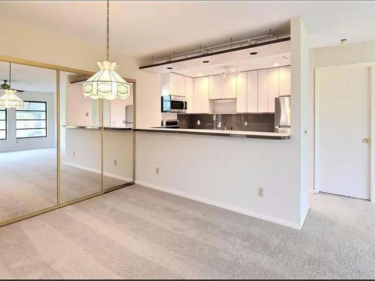 1178 Breezy Way #5G — Photo 7