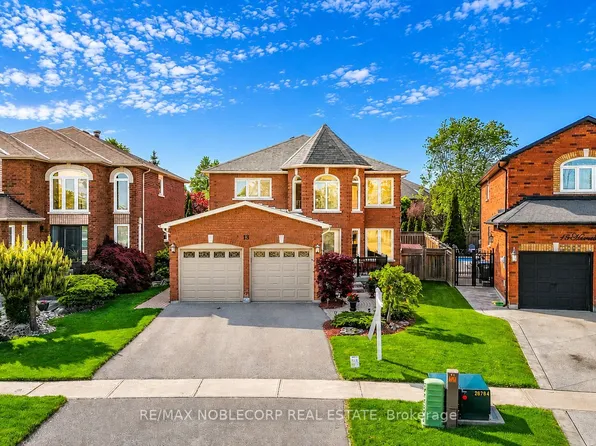 13 Harvestview Ave, Caledon, ON L7E 1T5