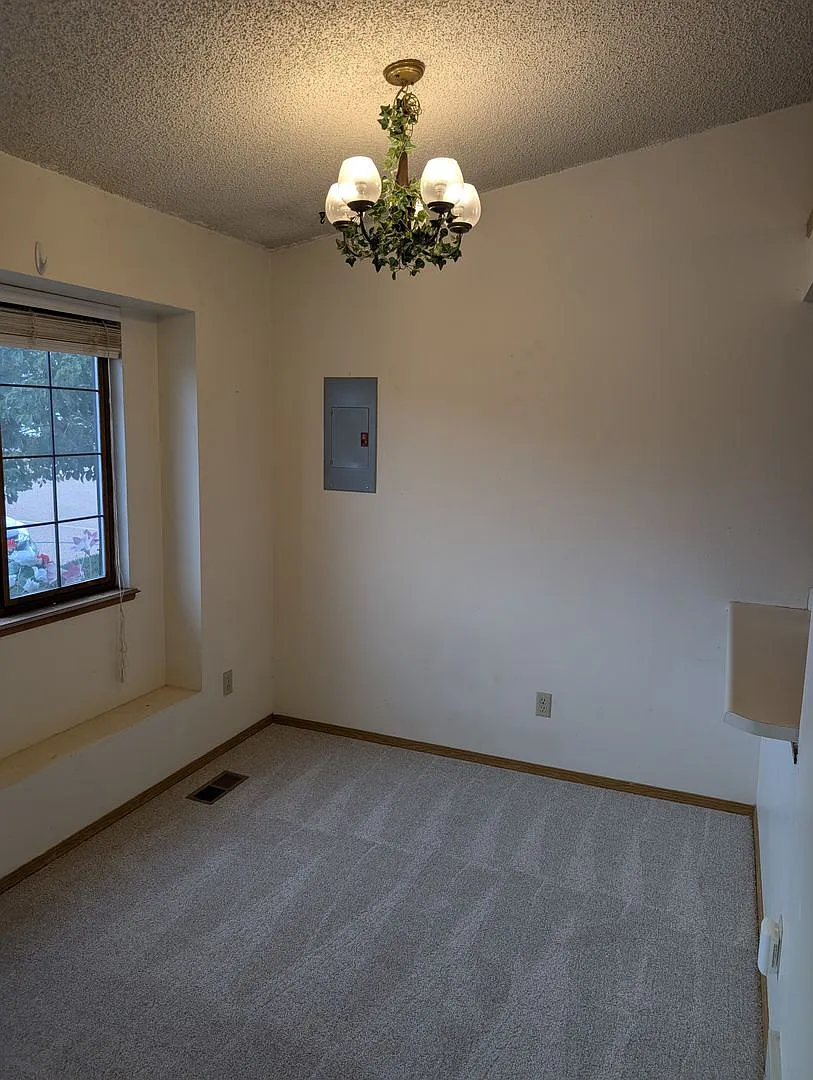 Briargate Townhome — Photo 3