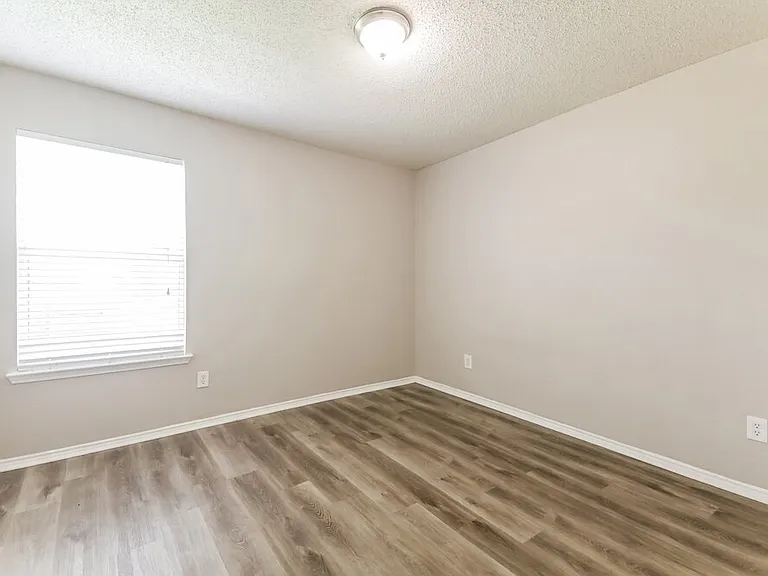 1108 Cumberland Dr — Photo 13