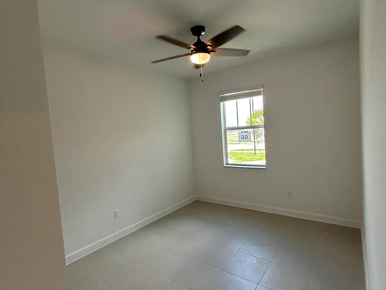 1769 SE Crosswood Way — Photo 19