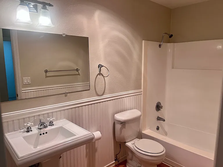 755 14th Ave #307 — Photo 5