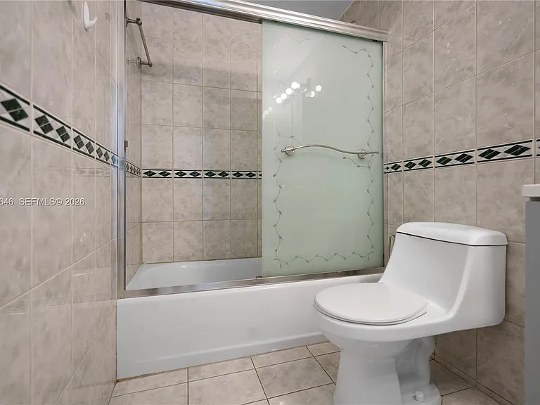 400 Kings Point Dr #606 — Photo 15