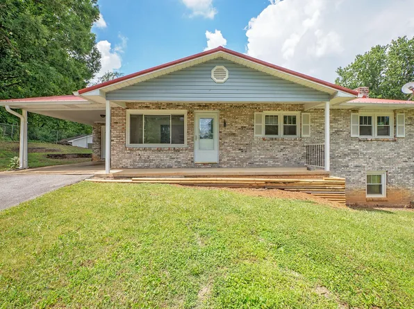 424 Hemlock Ct, Piney Flats, TN 37686