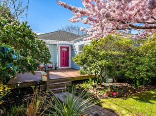 2611 30th Ave W, Seattle, WA 98199