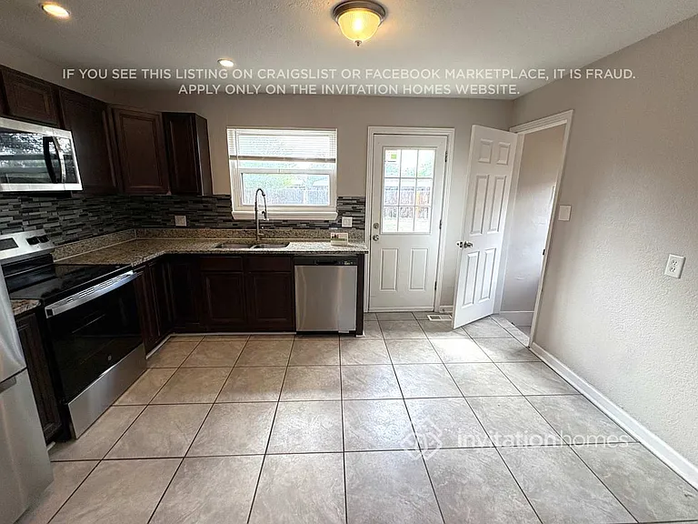 5539 Yost Ct — Photo 7