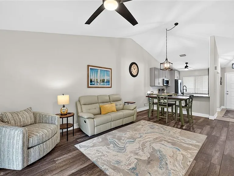 13170 White Marsh Ln #200 — Photo 12