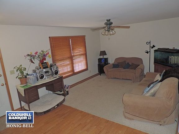 3rd image of 1419 Elmwood Ave