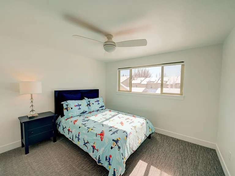124 Parkway — Photo 18