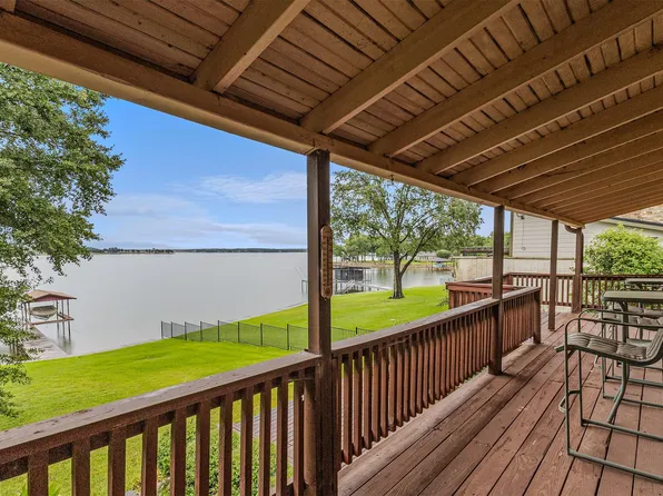 17 Shoreline Dr, Malakoff, TX 75148