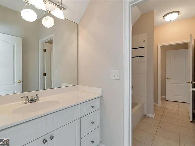 115 Wolf Willow Ct — Photo 30