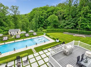 702 Mohican Ct, Morganville, NJ 07751