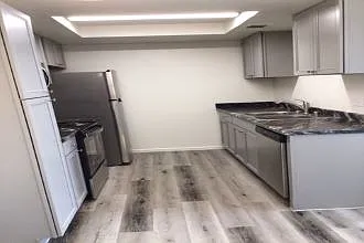3 bed, 2.5 bath, 1180 sqft, $1,665 — Photo 2