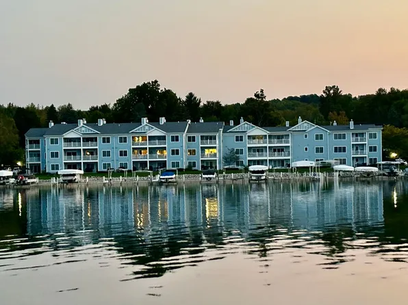 420 N Lake St Unit 209, East Jordan, MI 49727