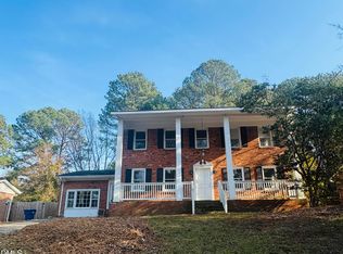 2513 Foxgate Dr, Raleigh, NC 27610