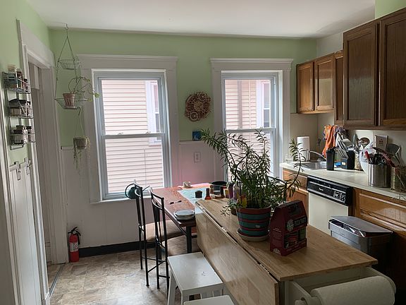 4th image of 67 Winslow Ave #2