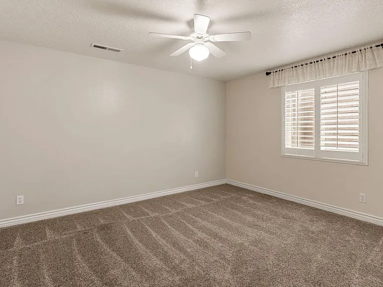 929 S Golda Ave — Photo 33