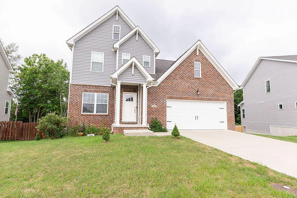 109 Elam Ave photo 1