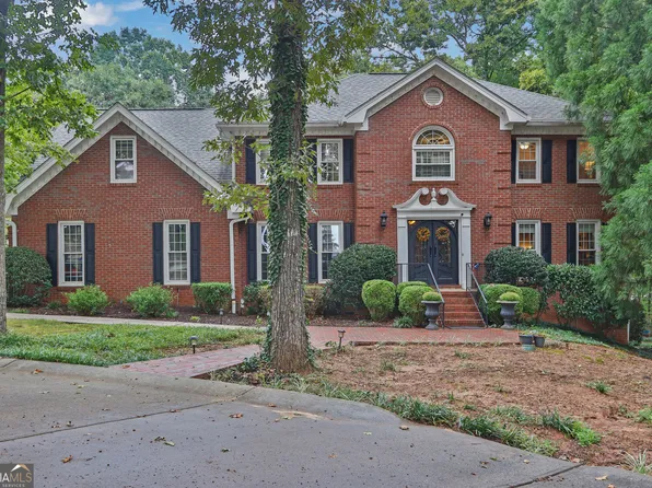 2061 Lullwater Pl, Lawrenceville, GA 30043