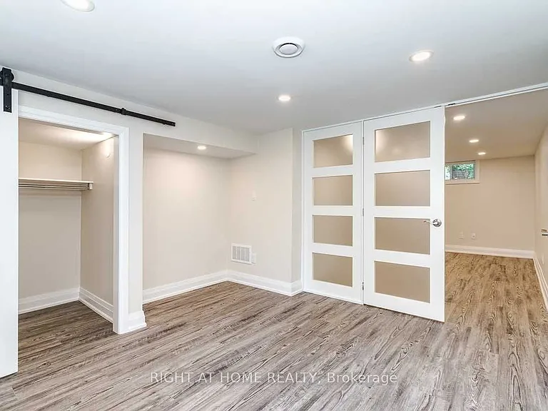 691 Simcoe St N #C — Photo 8