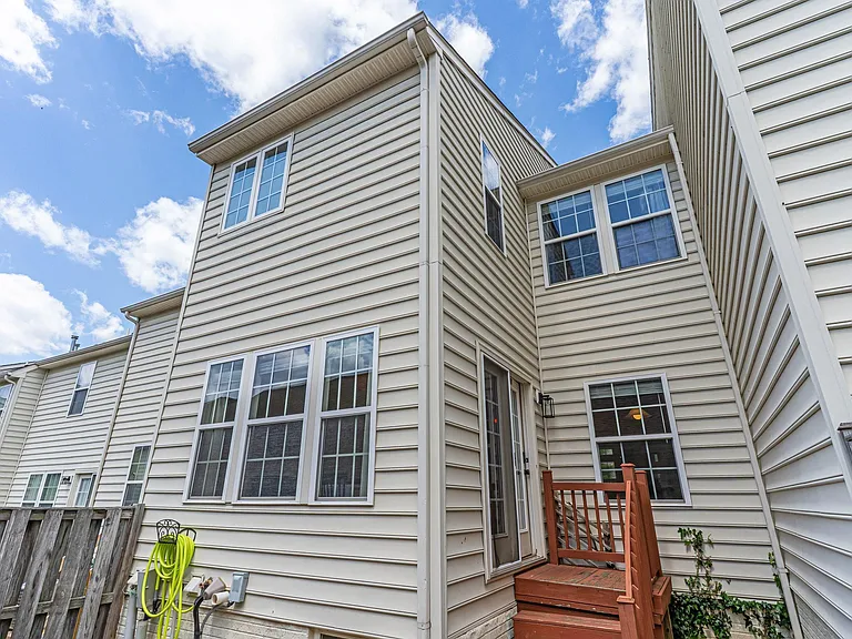 2417 Abington Dr — Photo 38
