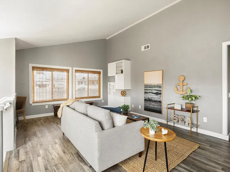 1041 Longbranch Ave — Photo 10