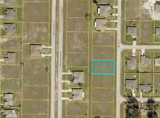1812 NE 8th Place Cpe, Coral, FL 33909