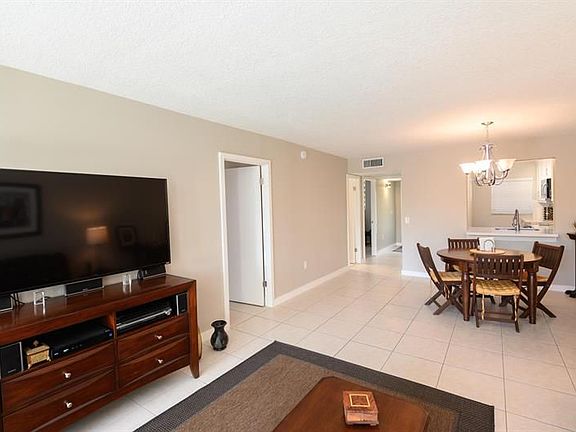 4th image of 9410 Poinciana Pl APT 205