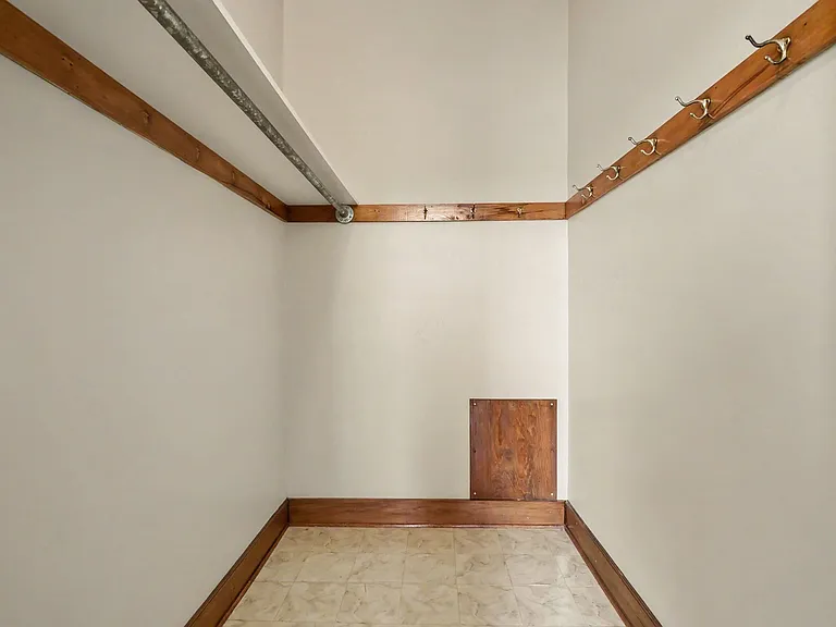 Bedroom Closet