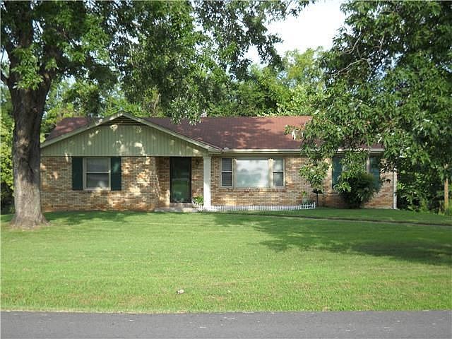 1st image of 13 Walker Cir