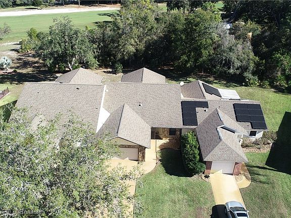 2nd image of 3835 Rodeo Dr