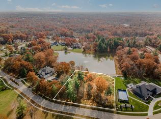 5709 Powder Horn Trl, Midland, MI